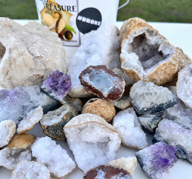 BROKE BUCKET - ASSORTED BROKEN NATURAL CRYSTAL GEODES - GALLON