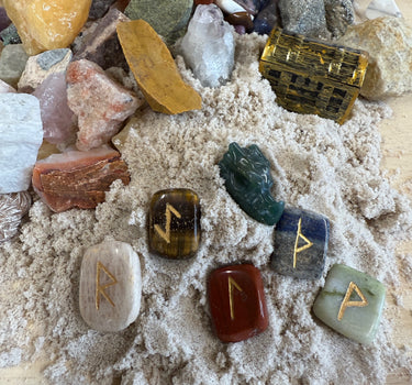 THE MINI VIKING - QUART SIZED NATURAL CRYSTAL RAW STONE MINING BUCKET