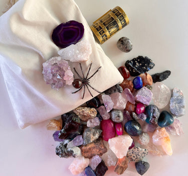 SPIDER EGG SACK NATURAL CRYSTAL RAW AND DYED TUMBLED STONE MINING BAG