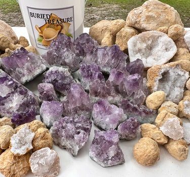 NATURAL CRYSTAL GEODE MIXED BUCKET - GALLON